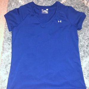 Under Armor women’s athletic top